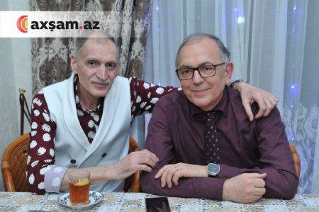 Brilliant Dadaşova ailəsini başına yığıb evində məclis etdi - Fotolar