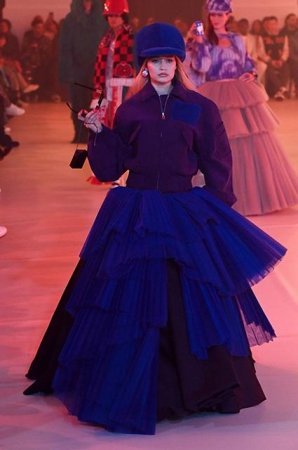 Xərçəngdən vəfat edən modelyerin son kolleksiyası - Fotolar