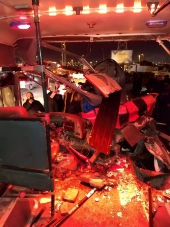 Bakıda dəhşətli avtobus qəzası - YARALILAR VAR - FOTO 
