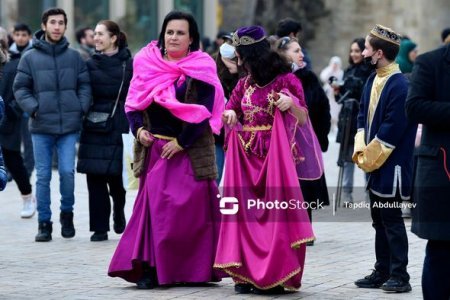 “Köhnə şəhər” Novruzu qarşıladı: Təntənəli bayram şənliyindən FOTOREPORTAJ