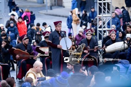 “Köhnə şəhər” Novruzu qarşıladı: Təntənəli bayram şənliyindən FOTOREPORTAJ