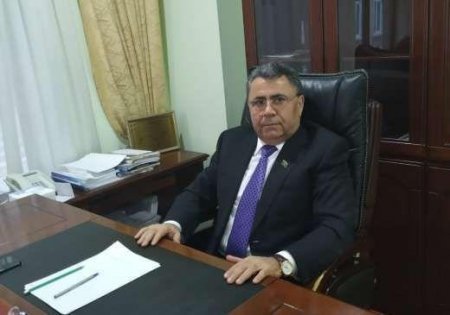 Deputat yol polisi əməkdaşlarına səsləndi: "Sürücülər avtomobilin baqajını açıq saxlayır ki, nömrələri görünməsin..."