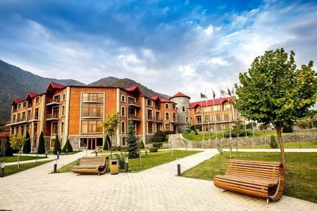Məşhur məmur qudaların “aprel gedişi” - Rüstəmov və Əhmədzadə haqda maraqlı faktlar