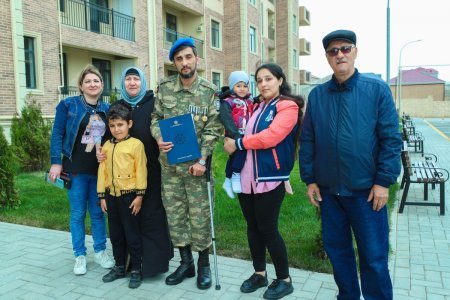 200 mənzil şəhid ailələri və müharibə əlillərinə verildi - FOTO