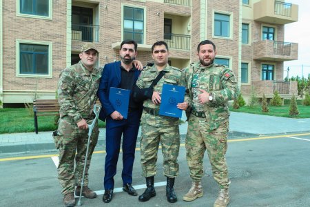 200 mənzil şəhid ailələri və müharibə əlillərinə verildi - FOTO