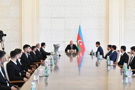 İlham Əliyev Avropa çempionu olan komandamızı qəbul etdi - YENİLƏNİB - FOTO