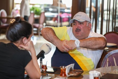 Bəhram Bağırzadə: "İndiki nəsil məni televizorda üzqırxan kişi kimi tanıyır" - MÜSAHİBƏ