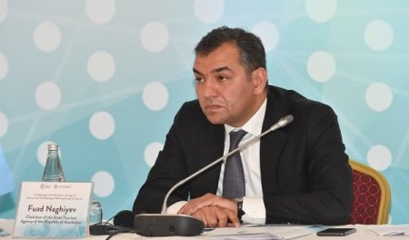 Hər axşam içir, işə nahardan sonra gəlir… Agentlik sədri haqqında şok iddialar