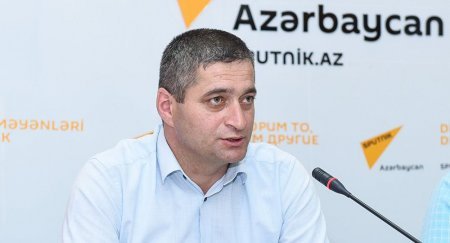 Yeni məktəbli forması: ekspertlər və valideynlər nədən narazıdır?