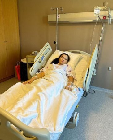 “Leyli” mahnısı ilə məşhurlaşan Zeynəbdə xərçəng aşkarlandı - FOTO