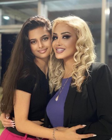 Məleykə Əsədova qızına ad günü etdi - Fotolar