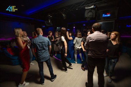 Bakıda deputatlığa namizəd olmuş gecə klubu rəhbəri müştərini döyüb - Polis rəisi haqlı çıxdı