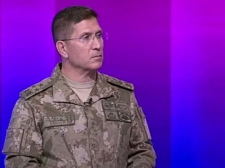 Türkiyəli general Zakir Həsənovun müşaviri olub. - FOTO