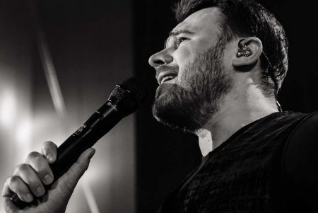 Bir konsertdən milyonlar qazanan AZƏRBAYCANLILAR