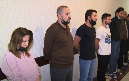 Lüks həyat, bahalı maşınlar, ayda 16 min maaş... - Bakıda “Crowd-1” dələduzluğu