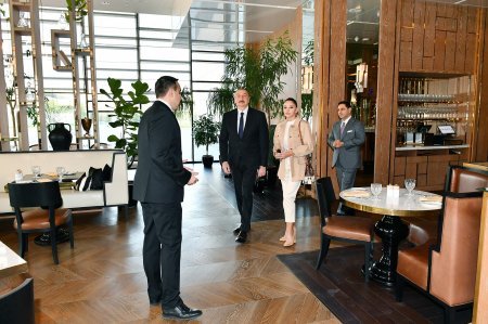 Prezident İlham Əliyev və Mehriban Əliyeva “The Ritz-Carlton Baku” hotelinin açılışında iştirak ediblər - FOTO -