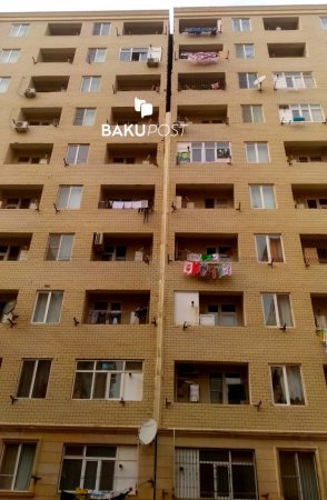 “Kristal Abşeron”un tikdiyi bina əyildi: sakinlər təhlükədə – FOTO-VİDEO