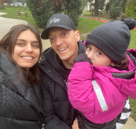 Mesut Özil karyerasını başa VURDU - FOTO