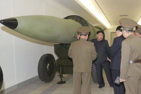 Kim Çen Indan yenilik: 500 metr yüksəklikdə nüvə partlayışı simulyasiyası - FOTO