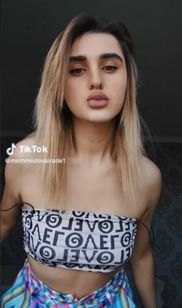 Məşhur "tiktok"çu Bakıda iki oğlanla otelə getdi: intim əlaqədə oldular, VİDEOsu çəkildi - FOTO