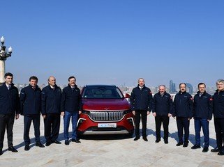 "Togg" avtomobili İlham Əliyevə təqdim olundu - Foto