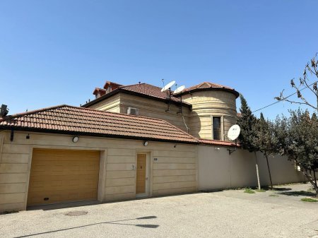 Hacıbala Abutalıbovun Bakıdakı villası - FOTO