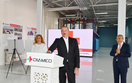 Prezident dərman zavodunun açılışında - Fotolar