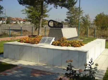 20.000 yəhudini Holokostdan xilas edən Türk səfir - FOTO