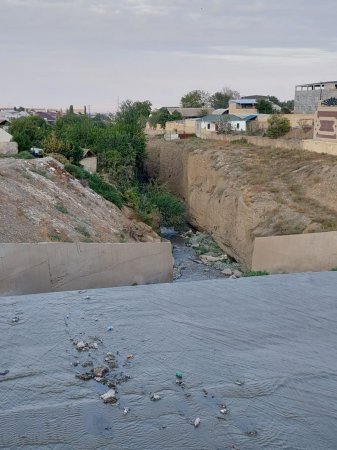 "Gəncənin baş memarı evimi dağıtdı, sərəncamı ləğv etdirdi" - ŞİKAYƏT