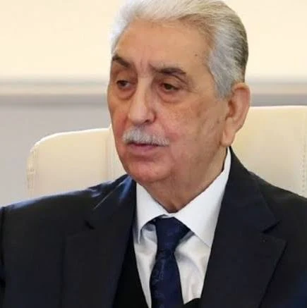 Xalq artisti vəvat etdi