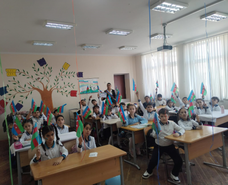 “Müəllim” adını daşımaqdan qürur duyur